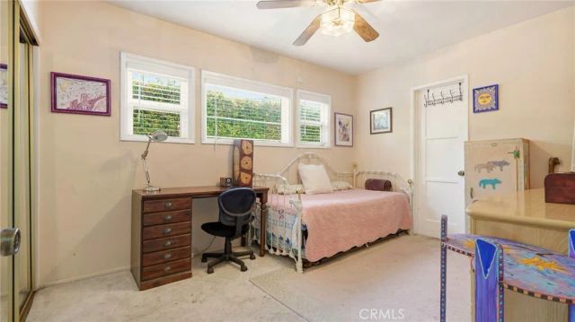 5055 Willowcrest, North Hollywood, CA 91601