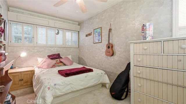 5055 Willowcrest, North Hollywood, CA 91601