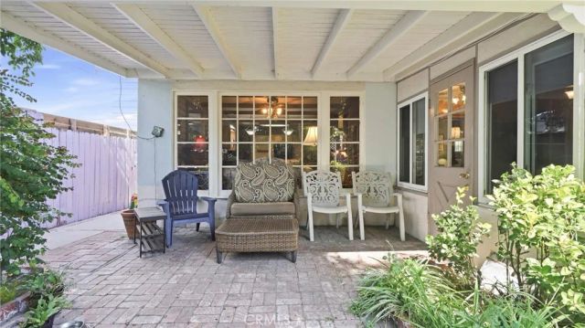 5055 Willowcrest, North Hollywood, CA 91601