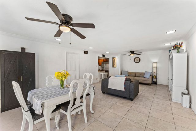 250 NW 43rd Place, Pompano Beach, FL 33064