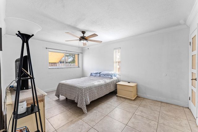 250 NW 43rd Place, Pompano Beach, FL 33064