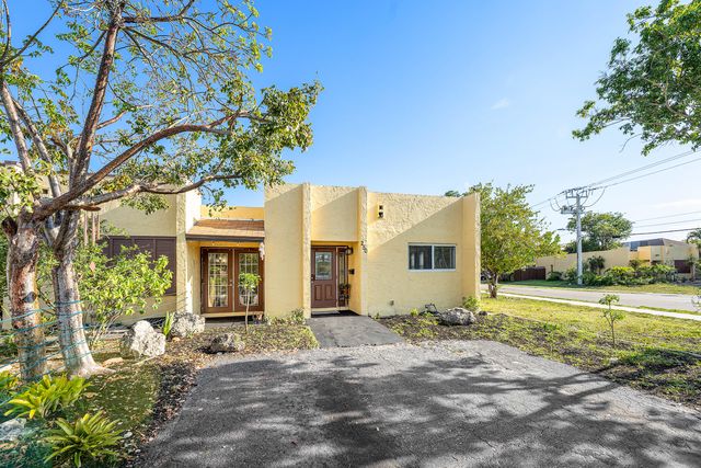 250 NW 43rd Place, Pompano Beach, FL 33064