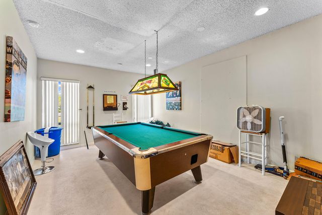 250 NW 43rd Place, Pompano Beach, FL 33064