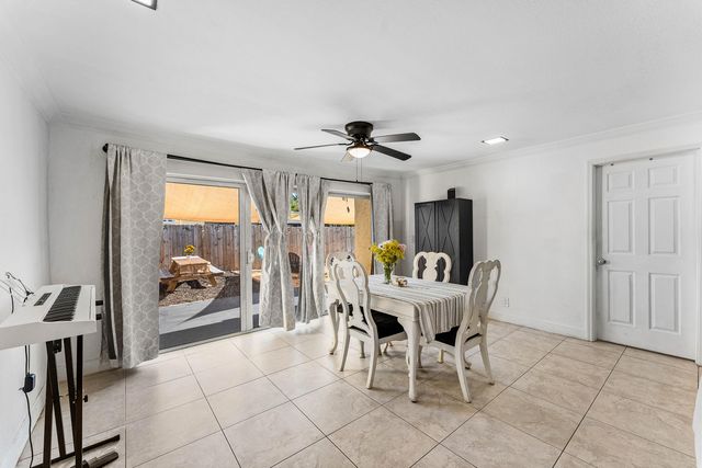 250 NW 43rd Place, Pompano Beach, FL 33064