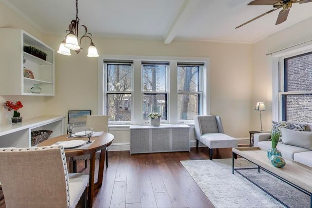 1633 E Hyde Park Boulevard 2D, Chicago, IL 60615