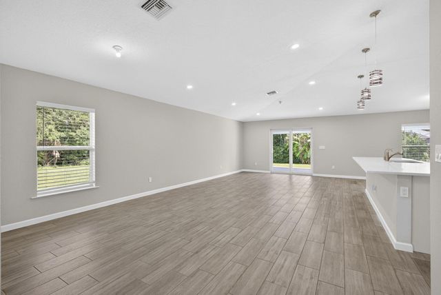 13393 40th Lane N, West Palm Beach, FL 33411