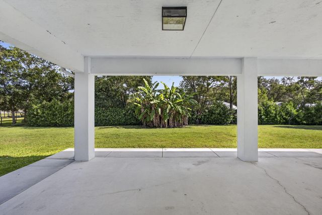 13393 40th Lane N, West Palm Beach, FL 33411