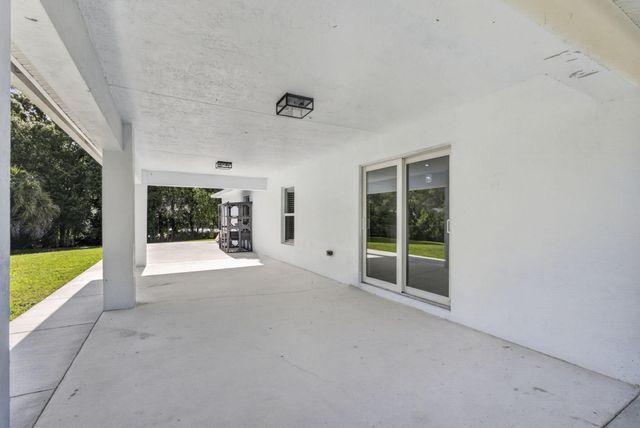 13393 40th Lane N, West Palm Beach, FL 33411
