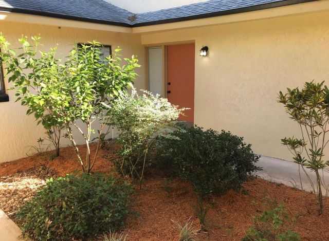 695 & 693 BELFLOWER PLACE, Altamonte Springs, FL 32701