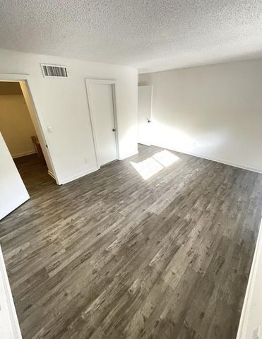 695 & 693 BELFLOWER PLACE, Altamonte Springs, FL 32701