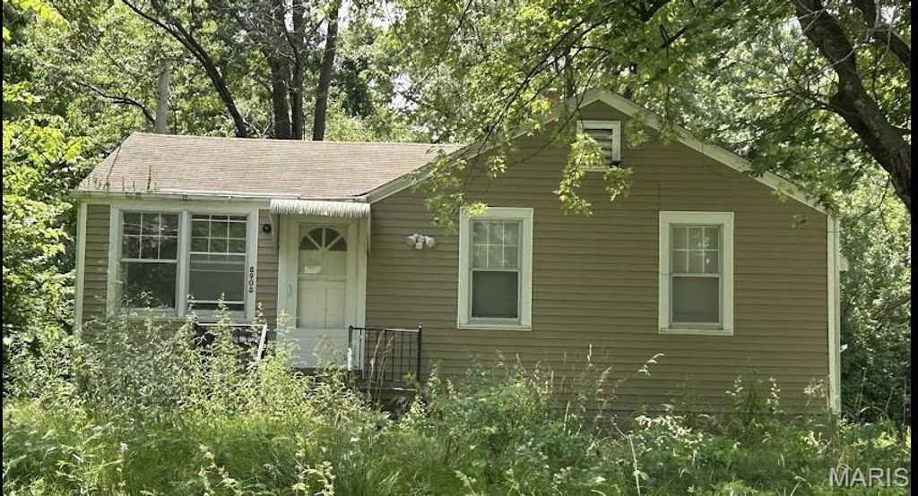 8908 Ramona Avenue, St Louis, MO 63121