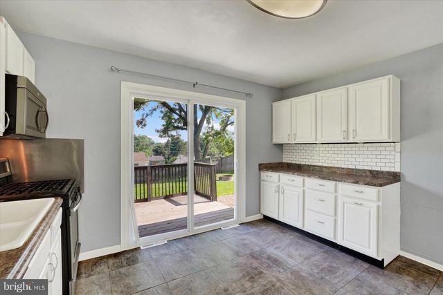 344 DONNA LN, York, PA 17403