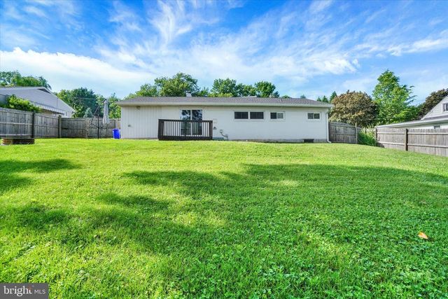 344 DONNA LN, York, PA 17403