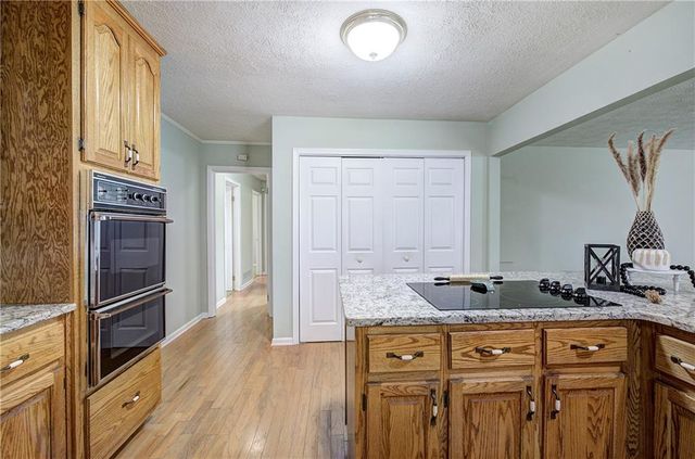 24 Beechwood Drive, Cartersville, GA 30120