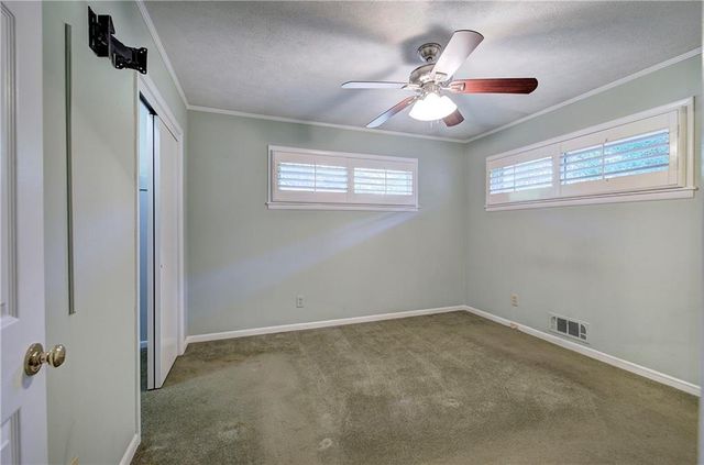 24 Beechwood Drive, Cartersville, GA 30120