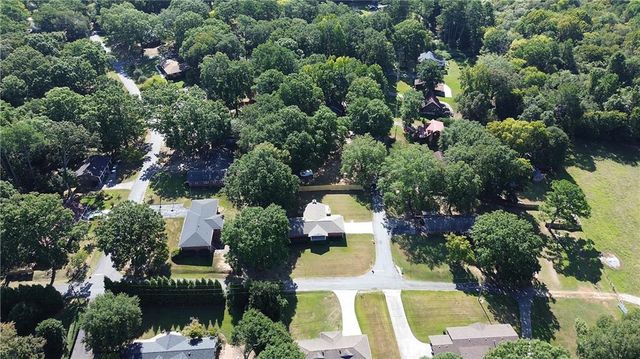 24 Beechwood Drive, Cartersville, GA 30120
