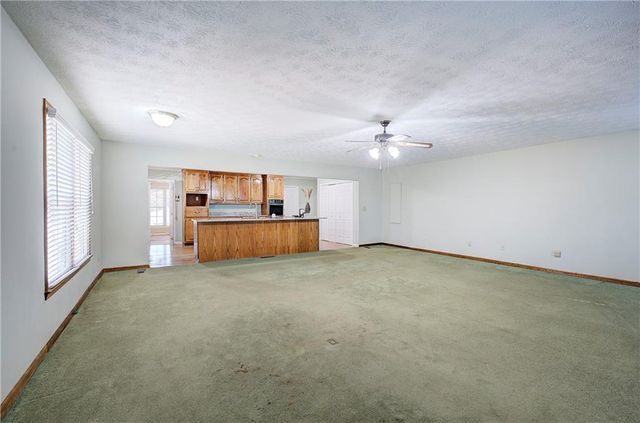 24 Beechwood Drive, Cartersville, GA 30120