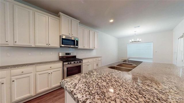 10 Castlemoor Loop, Adairsville, GA 30103