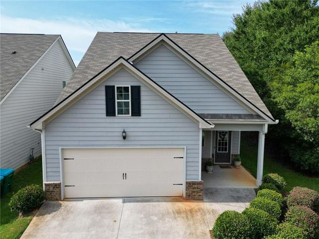 10 Castlemoor Loop, Adairsville, GA 30103
