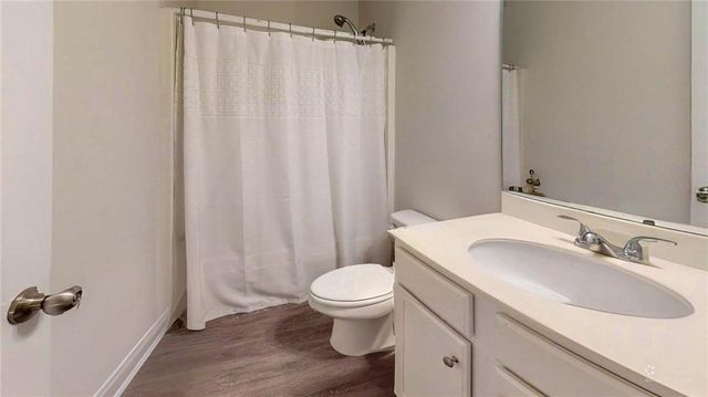 10 Castlemoor Loop, Adairsville, GA 30103