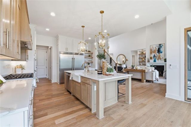 10711 West 173rd Terrace, Overland Park, KS 66221