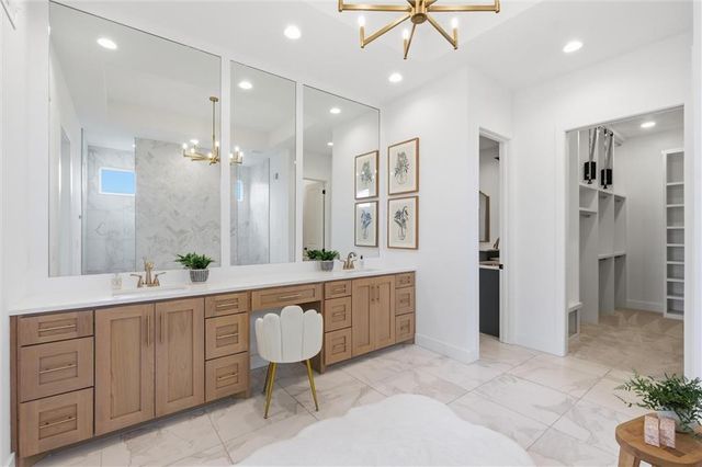 10711 West 173rd Terrace, Overland Park, KS 66221