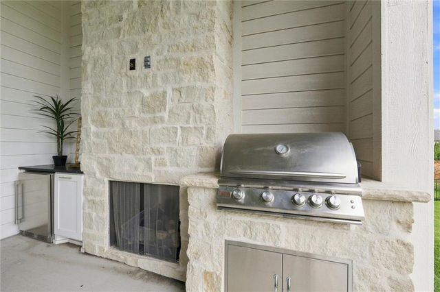 10711 West 173rd Terrace, Overland Park, KS 66221