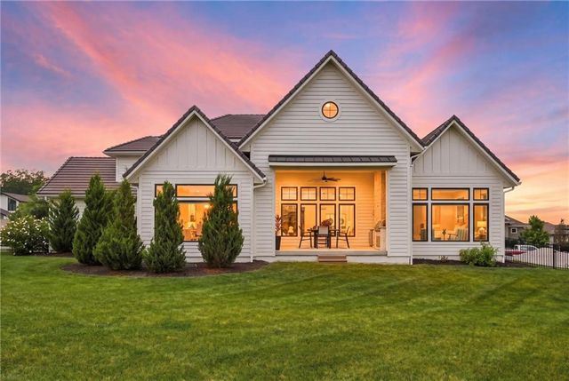 10711 West 173rd Terrace, Overland Park, KS 66221