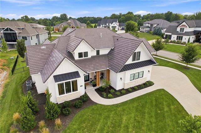 10711 West 173rd Terrace, Overland Park, KS 66221