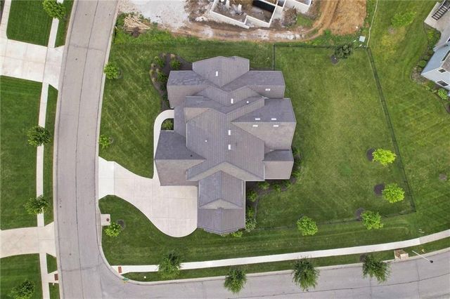 10711 West 173rd Terrace, Overland Park, KS 66221