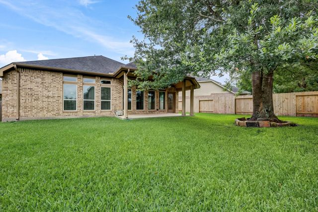 160 Knollbrook Circle, Montgomery, TX 77316