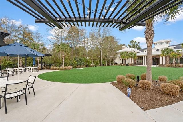 160 Knollbrook Circle, Montgomery, TX 77316