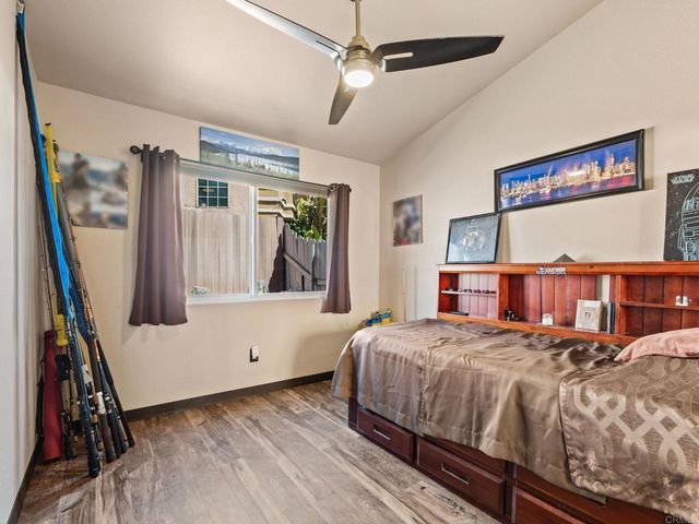 1484 Corte La Mantua, Escondido, CA 92026