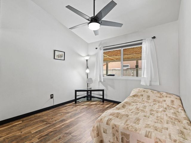 1484 Corte La Mantua, Escondido, CA 92026