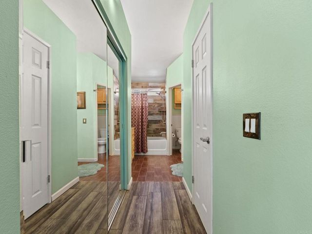 1484 Corte La Mantua, Escondido, CA 92026
