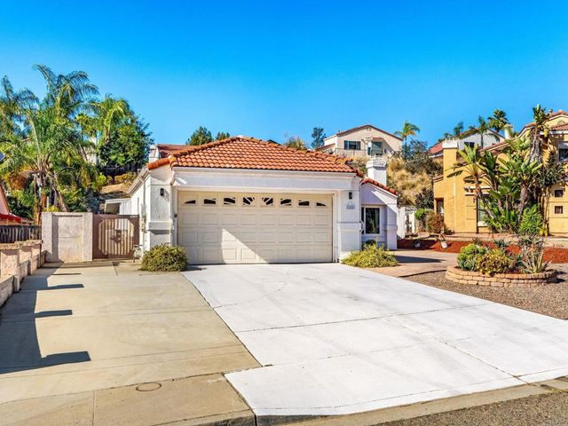 1484 Corte La Mantua, Escondido, CA 92026