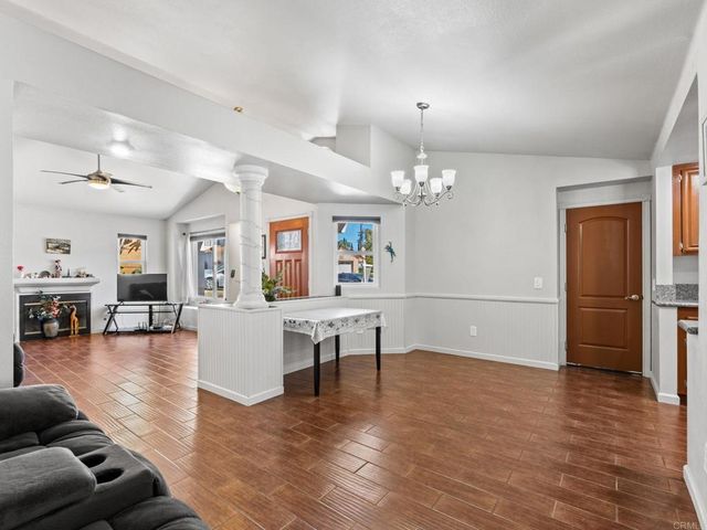1484 Corte La Mantua, Escondido, CA 92026