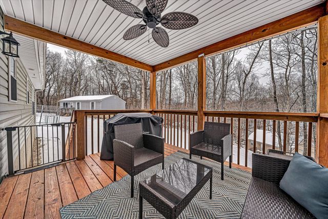 2111 Woodland RD, Roanoke, VA 24014