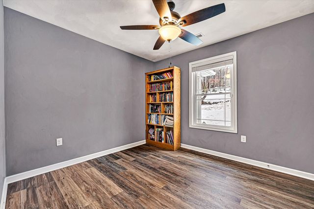 2111 Woodland RD, Roanoke, VA 24014