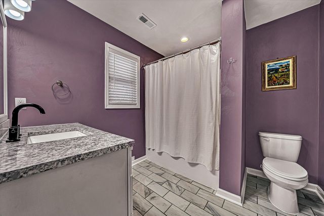 2111 Woodland RD, Roanoke, VA 24014