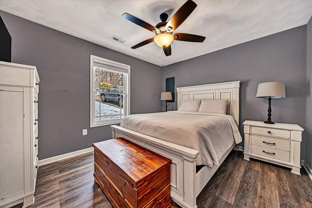 2111 Woodland RD, Roanoke, VA 24014