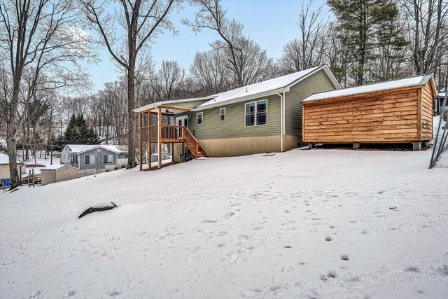 2111 Woodland RD, Roanoke, VA 24014