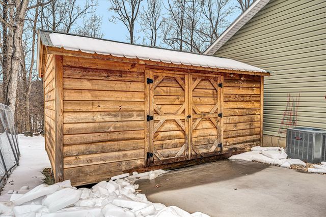 2111 Woodland RD, Roanoke, VA 24014