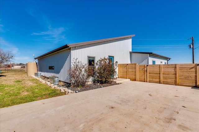 480 Mill RD, Maxwell, TX 78656