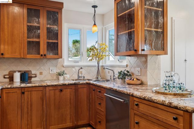 1078 Calaveras Way, Vallejo, CA 94590