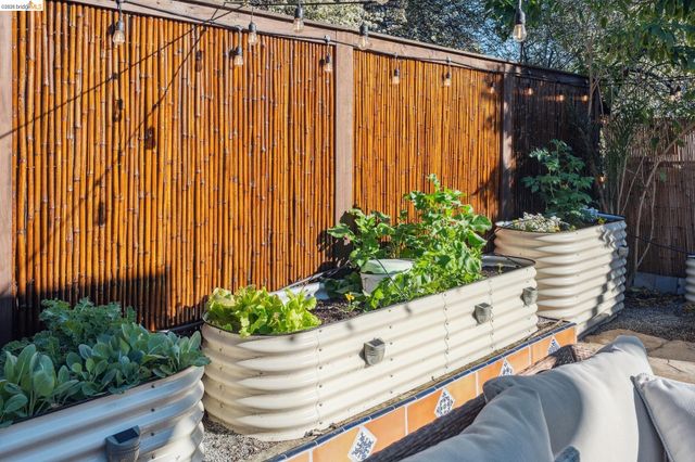 1078 Calaveras Way, Vallejo, CA 94590