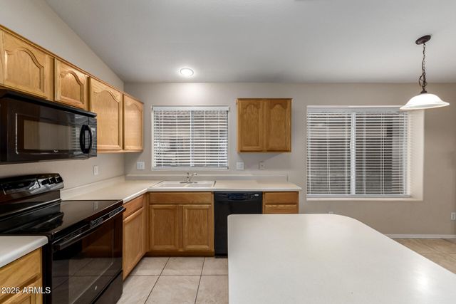 563 N OCOTILLO Lane, Gilbert, AZ 85233