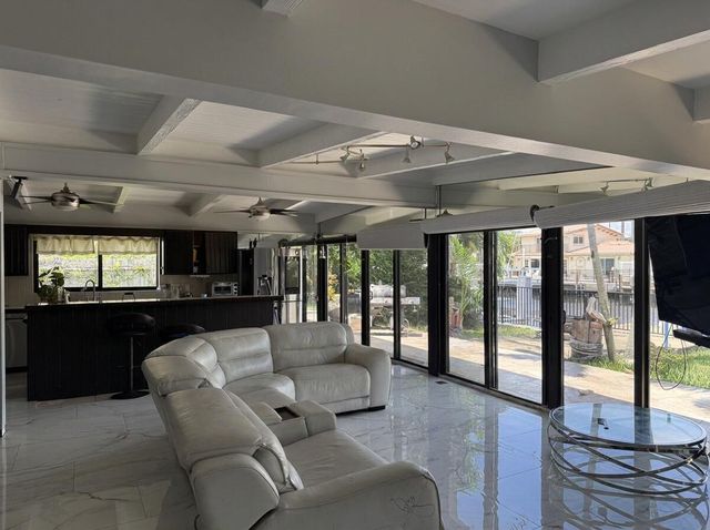 11 SUNSET Lane, Lauderdale-By-The-Sea, Lauderdale By The Sea, FL 33062