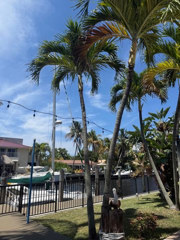 11 SUNSET Lane, Lauderdale-By-The-Sea, Lauderdale By The Sea, FL 33062