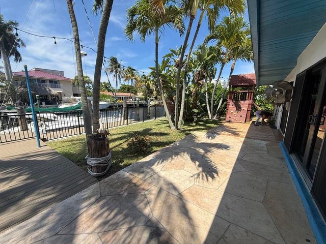 11 SUNSET Lane, Lauderdale-By-The-Sea, Lauderdale By The Sea, FL 33062